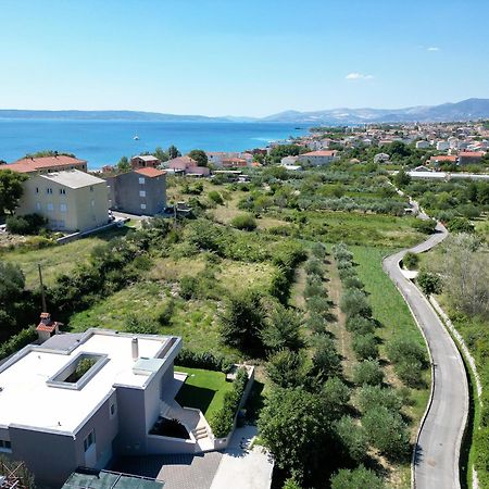 Life - New And Luxury Holiday House Kaštela المظهر الخارجي الصورة