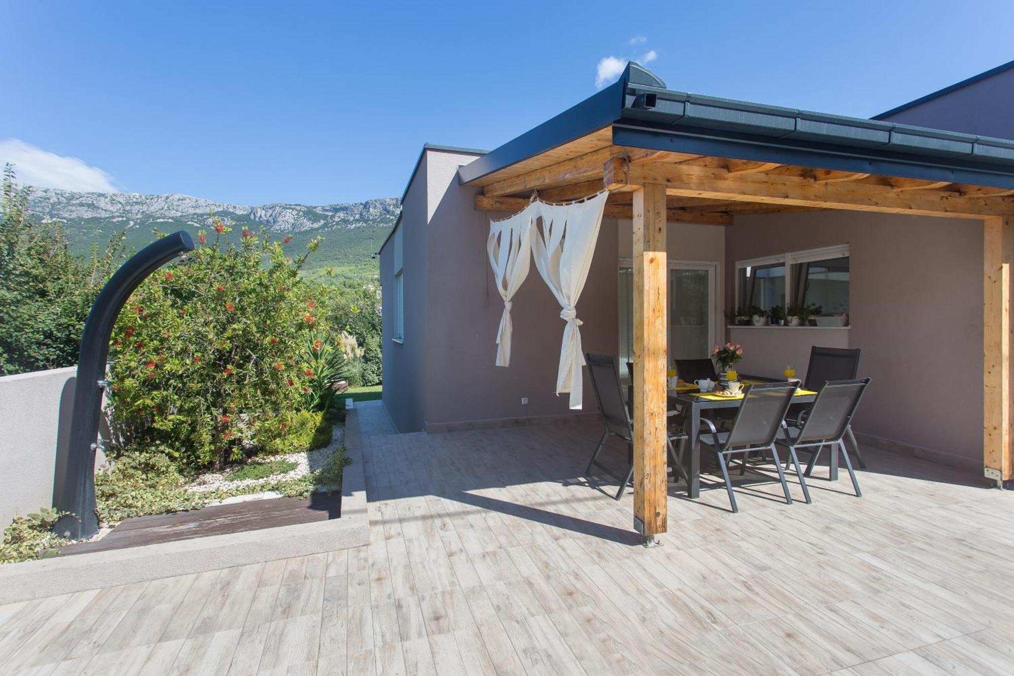 Life - New And Luxury Holiday House Kaštela المظهر الخارجي الصورة