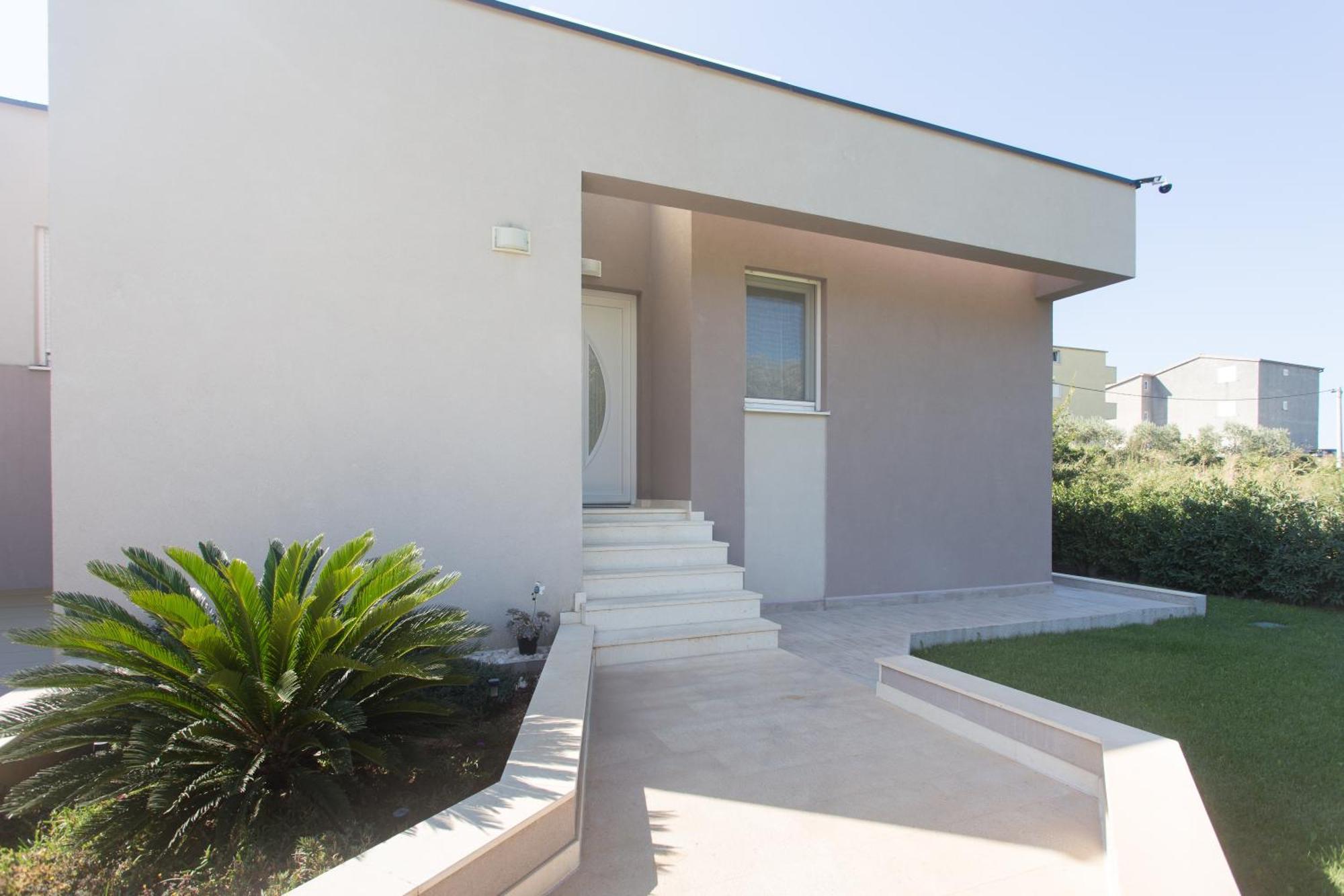 Life - New And Luxury Holiday House Kaštela المظهر الخارجي الصورة