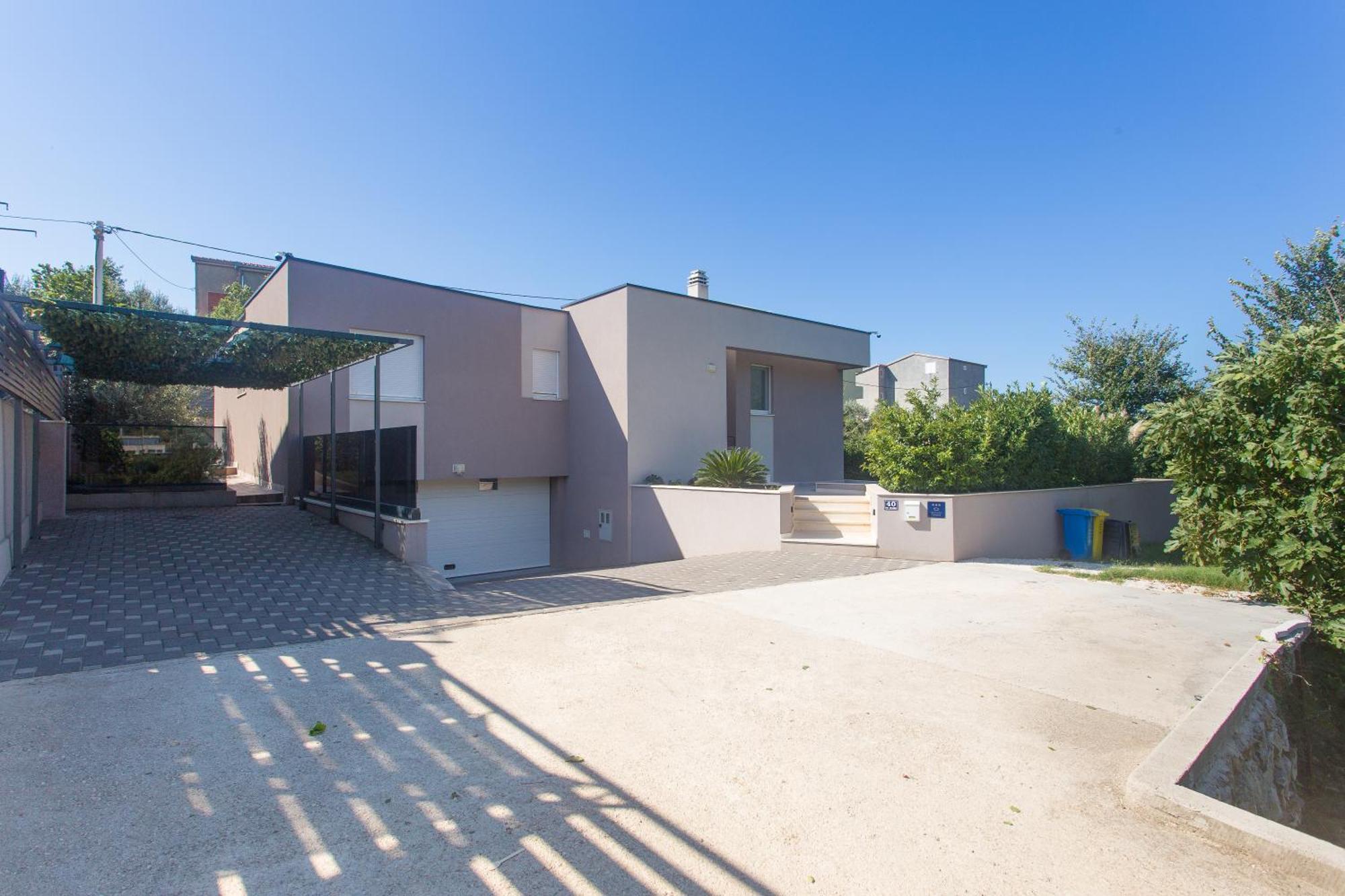 Life - New And Luxury Holiday House Kaštela المظهر الخارجي الصورة